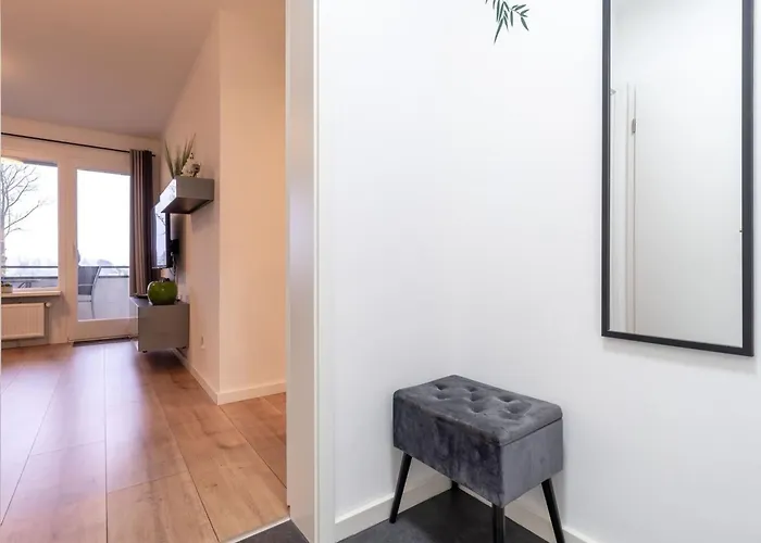 Lägenhet Mit Balkon In Westerdeichstrich Stinteck